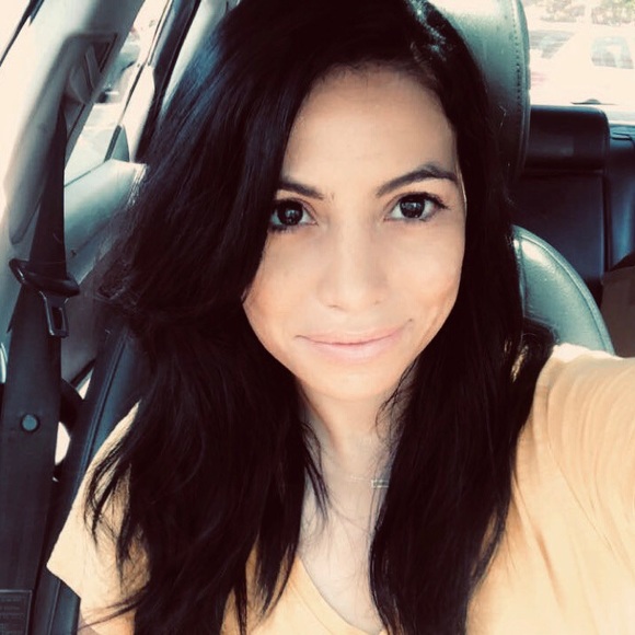 Meet your Posher, Marlena - Picture 1 of 1